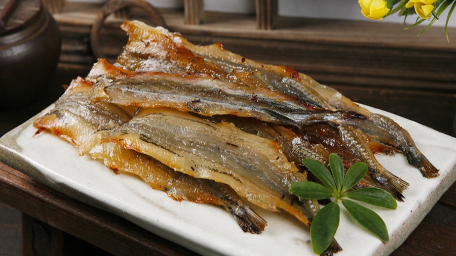 맥반석학꽁치구이채 300g